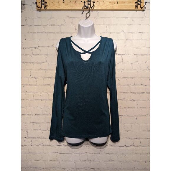 Charming Charlie cold shoulder Tshirt size xl - Picture 1 of 3